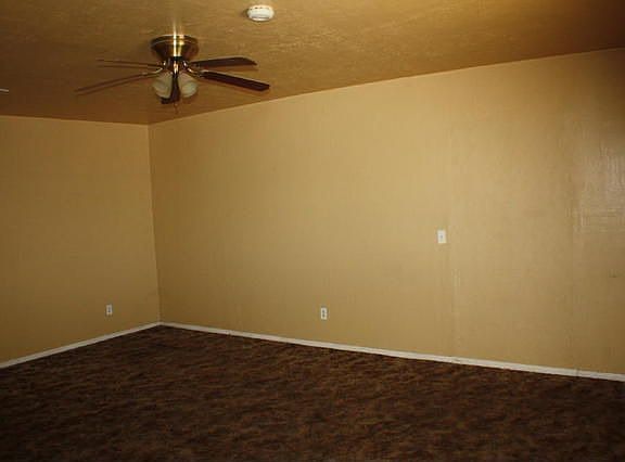 4th image of 375 W Hess Ave