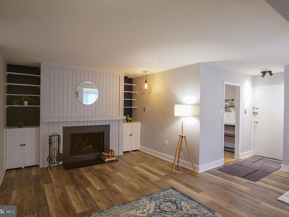 1st image of 10578 Cross Fox Ln Unit B-1
