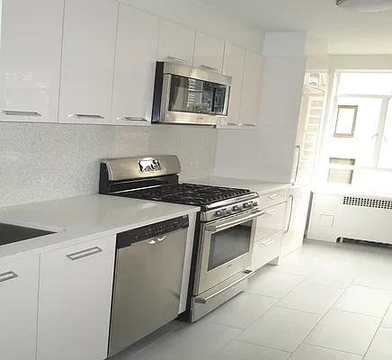 Rented by Corcoran | media 16