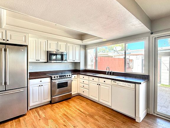 3rd image of 3950 N Granite Reef Rd