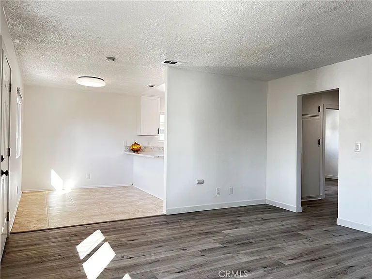 7631 Amazon Dr #4 — Photo 7