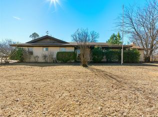 323 W Winchester Ave, Ada, OK 74820
