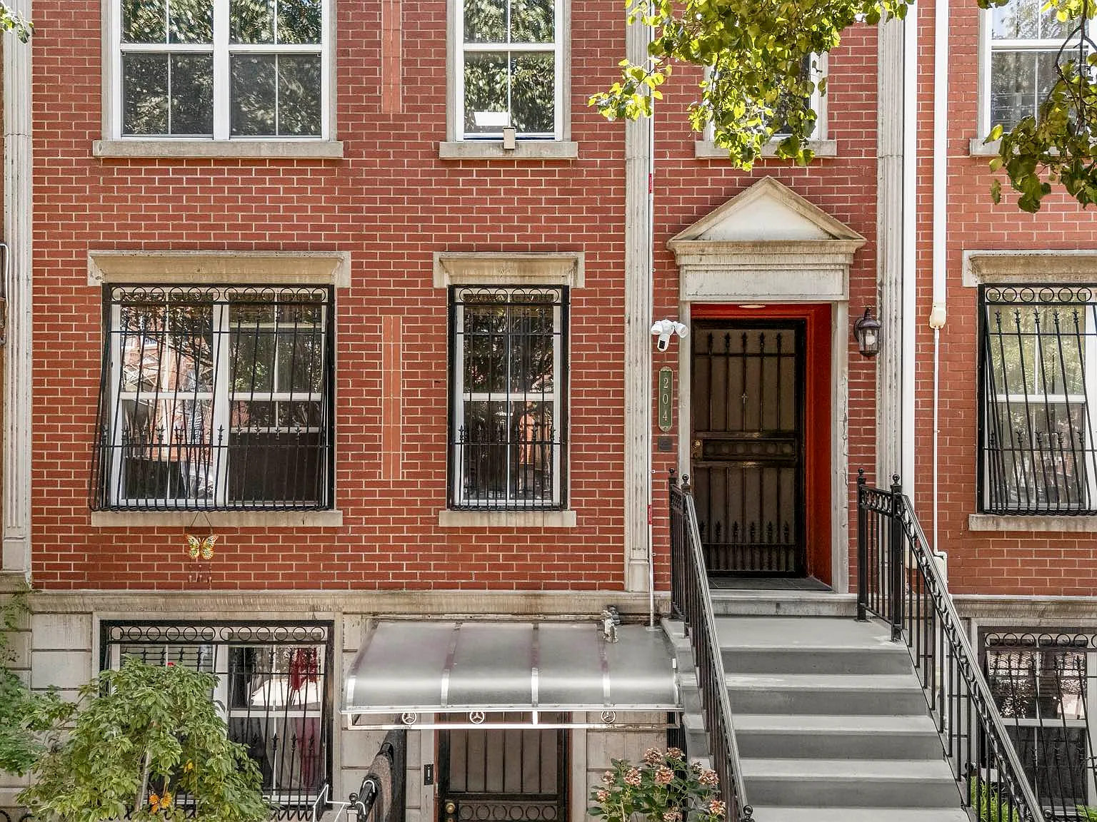 204 Covert Street — Photo 2