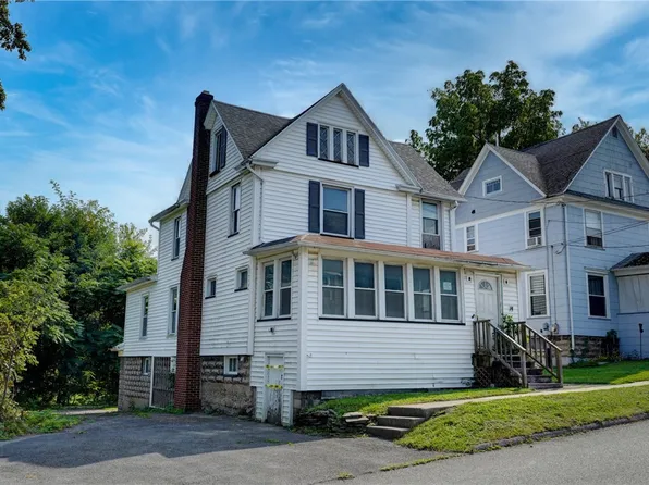 14 N Spruce St, Batavia, NY 14020