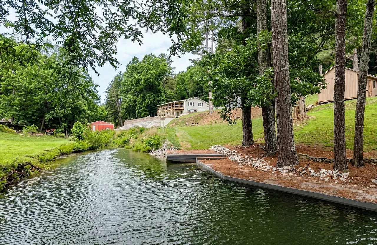 756 Shasteen Hollow Rd — Photo 2