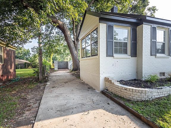 5th image of 2140 Piedmont Ave