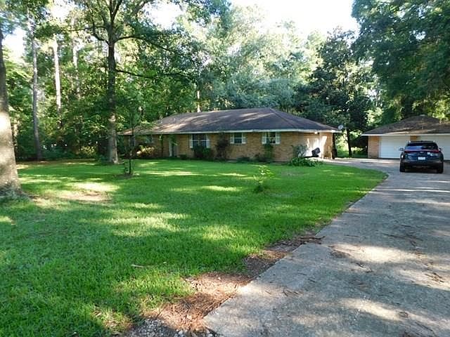 1st image of 22481 Autumn Woods Dr