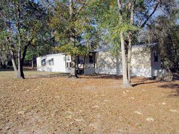 5th image of 4570 NE 140th Ct