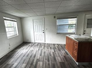 1610 NW North River Dr APT 112, Miami, FL 33125