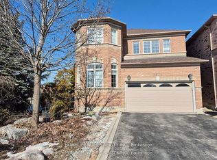 3866 Thomas St, Mississauga, ON L5M7B1
