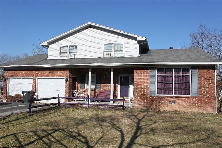 1st image of 1252 E College Ave