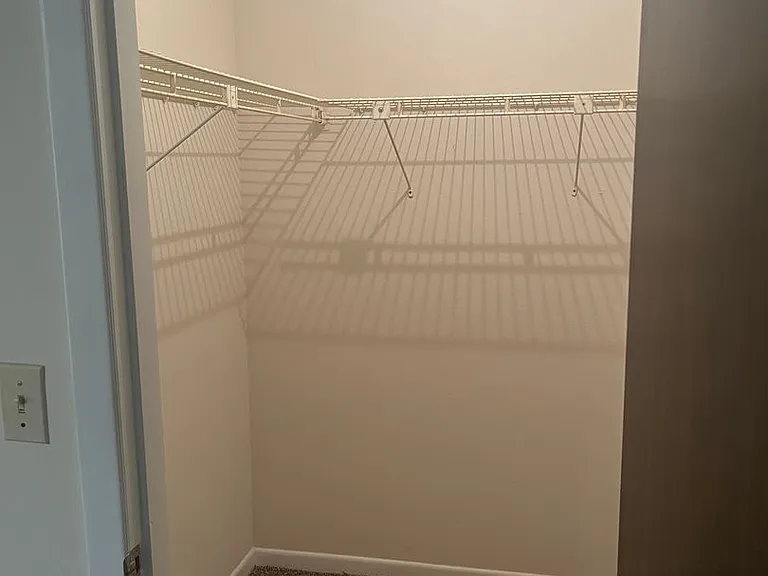 13 Courtney Pl — Photo 5