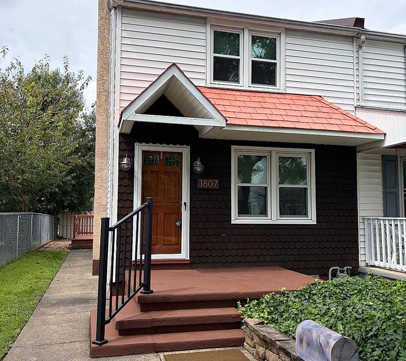 1st image of 1807 Benson Pl