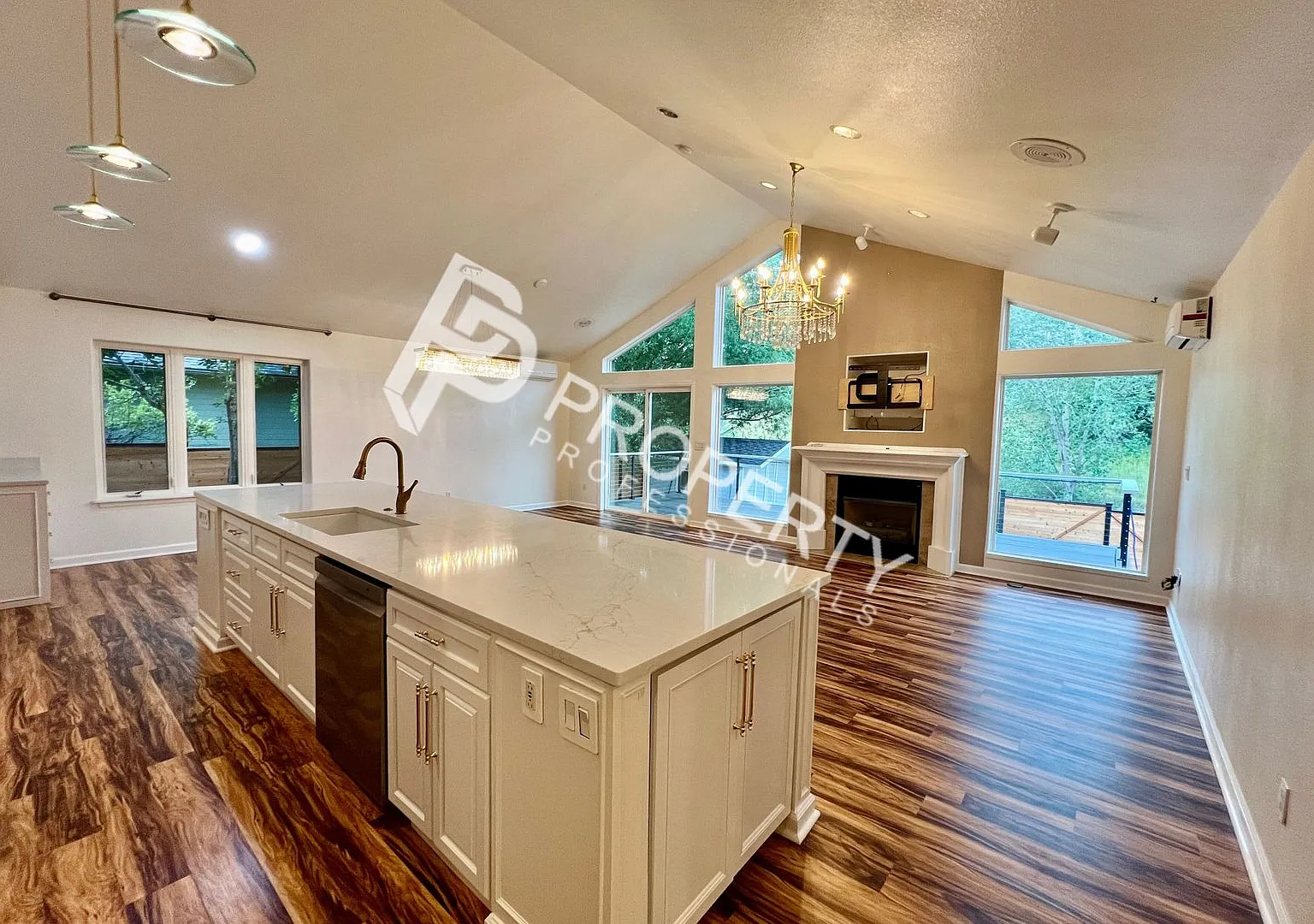 Home for Rent in New Castle — Photo 1