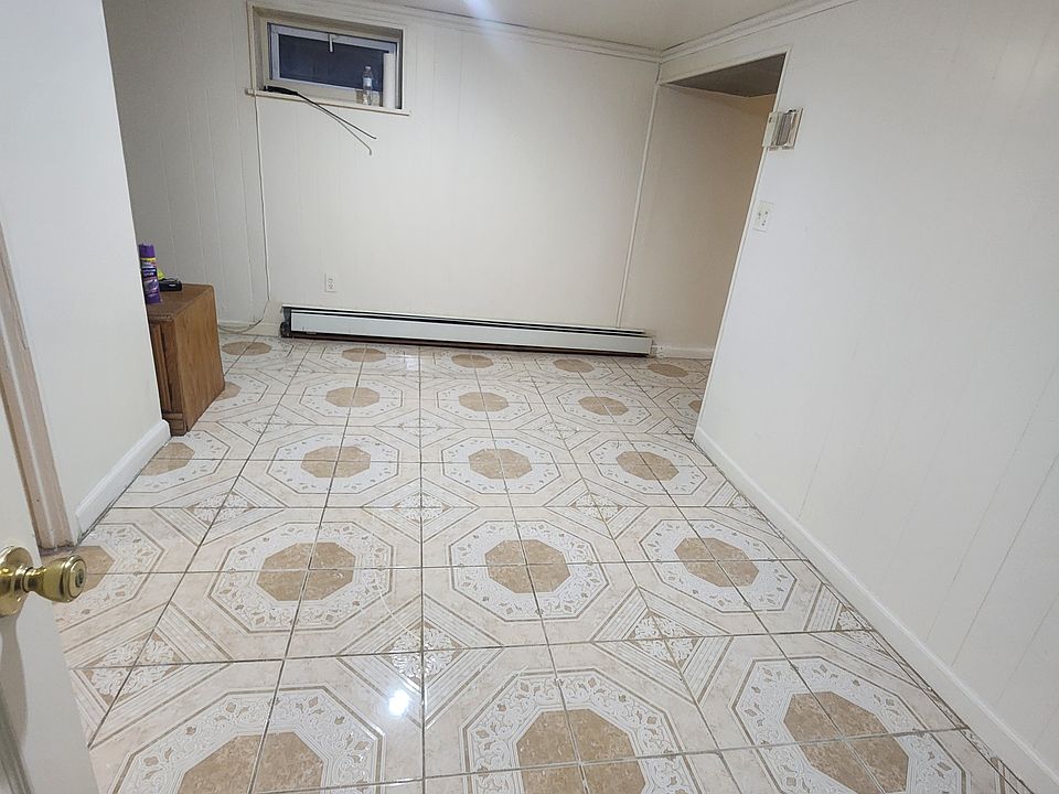 1st image of 8840 240th St
