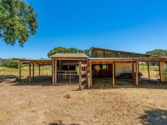 5th image of 375 Limerick Lane