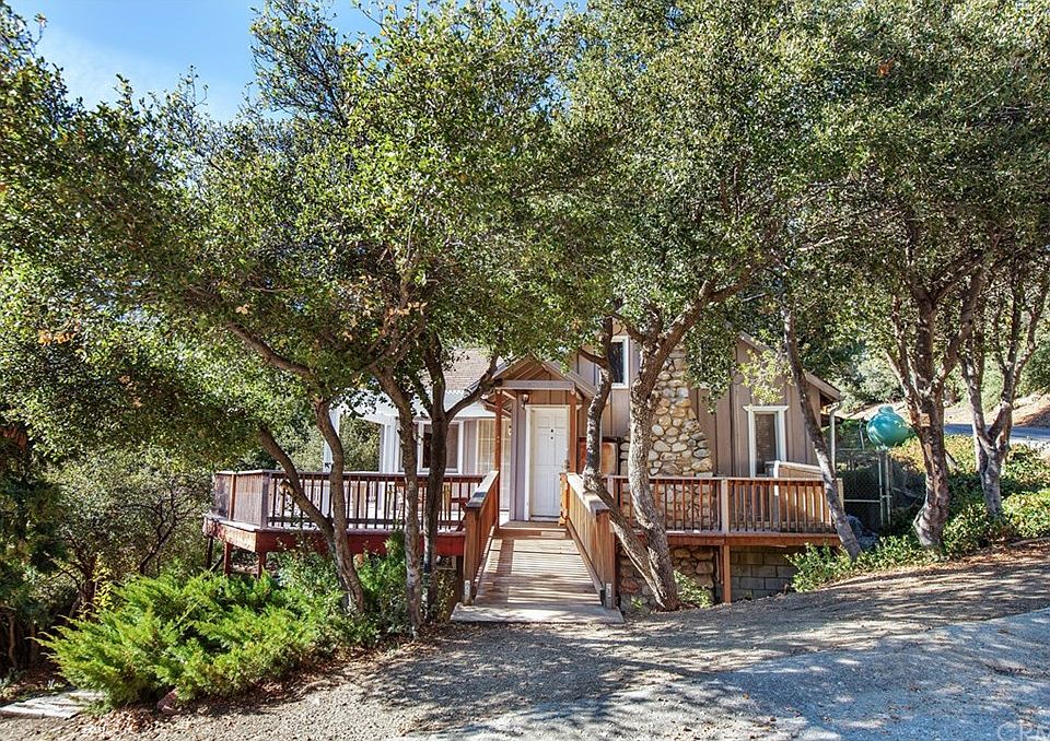 1st image of 25465 Manzanita Dr