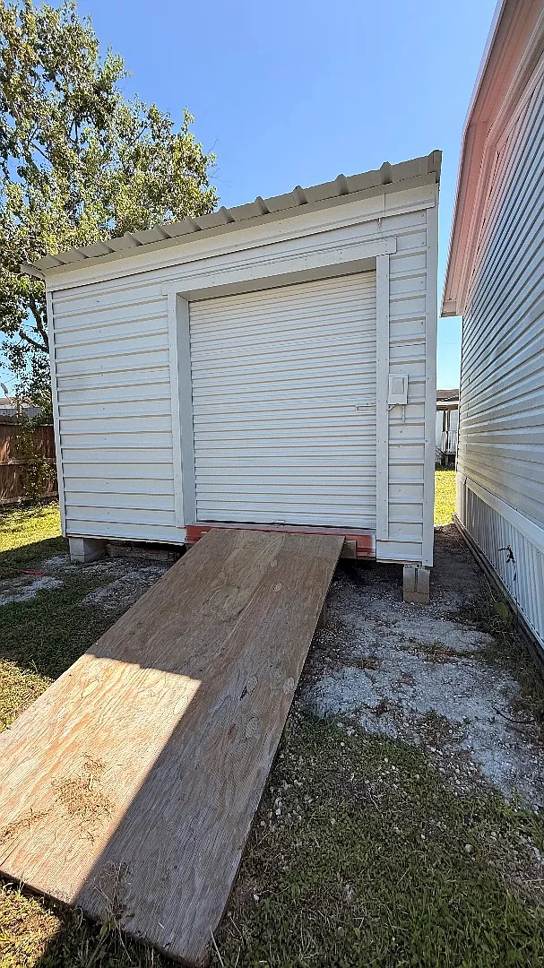 2021 N Battlebell Rd — Photo 2