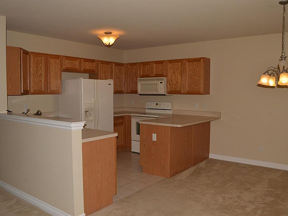 5th image of 5701 Hampshire Ln