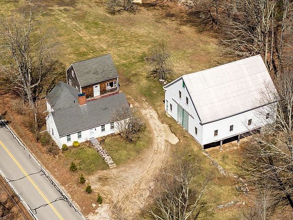 4th image of 5 McDaniel Rd