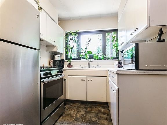 5th image of 5512 S Woodlawn Ave