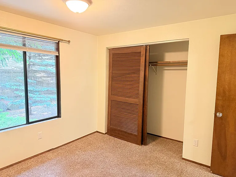 233 Dorn Ave #1 — Photo 9