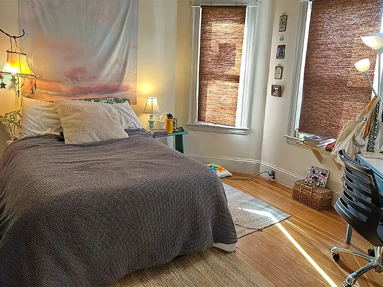 183 College Ave — Photo 9