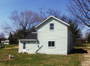 208 Pratt St, North Adams, MI 49262