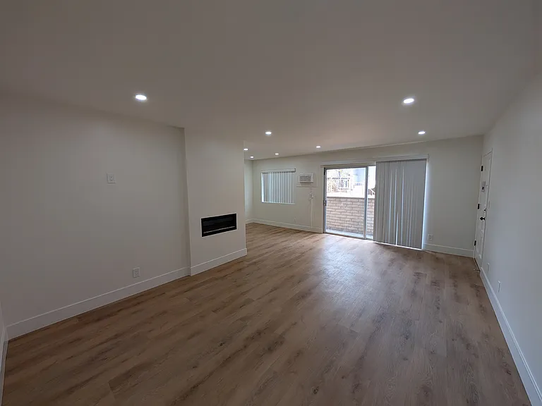 2610 S Bundy Dr #3 — Photo 2