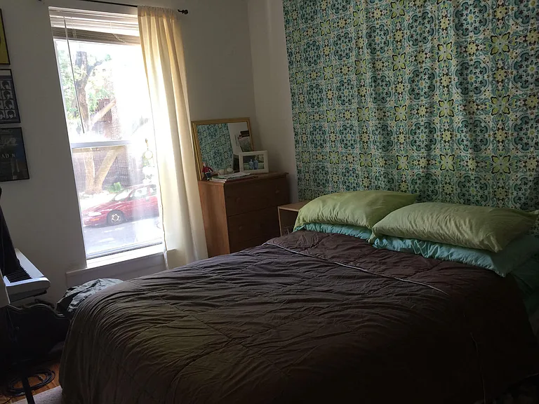 1750 W Belle Plaine Ave #1 — Photo 13