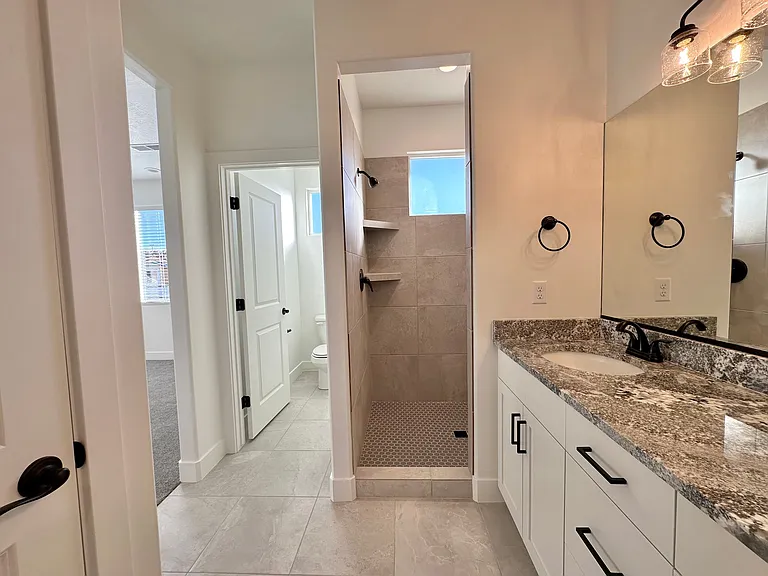 115 N 2480 W — Photo 6
