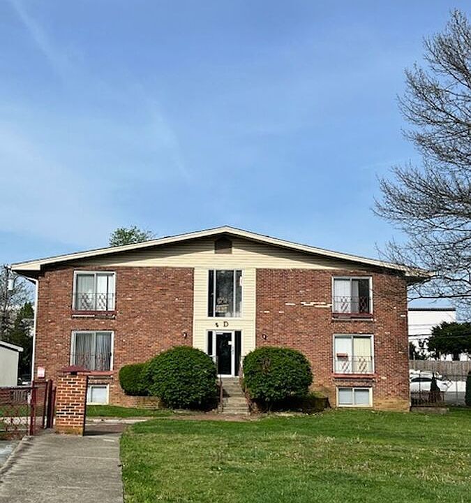 1st image of 1708 Jennifer Rd #6-D