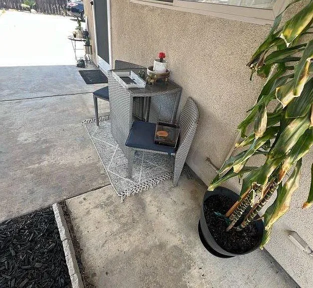 Unit Photo