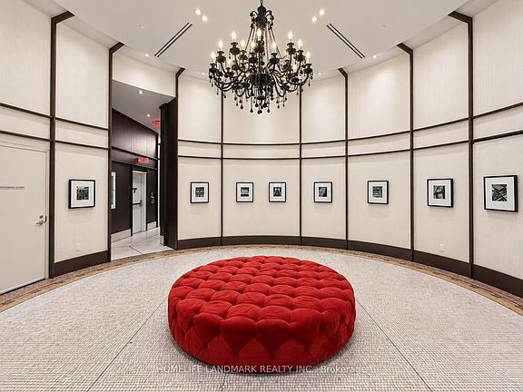 3rd image of 197 Yonge St #4213