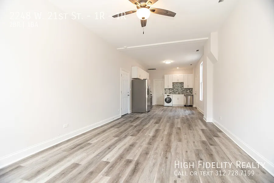 2 bed, 1.0 bath, $1,725 — Photo 3
