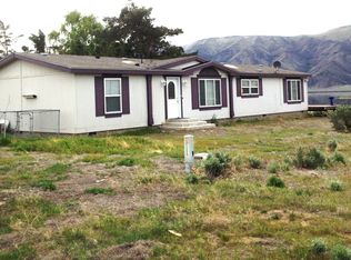 956 Orchard Dr S, Mattawa, WA 99349