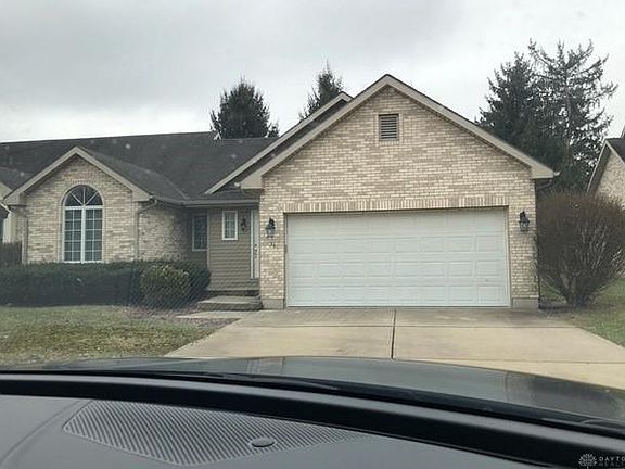 2nd image of 31 Knollview Ct