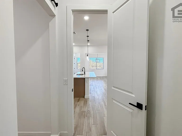 16154 E Lowden Rd — Photo 17