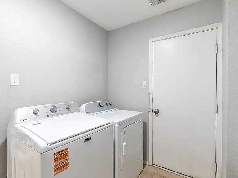 1710 Covey Ln — Photo 35
