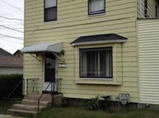755 Leslie St, Sharon, PA 16146