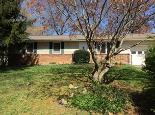 5401 Foxwood Rd, Knoxville, TN 37921