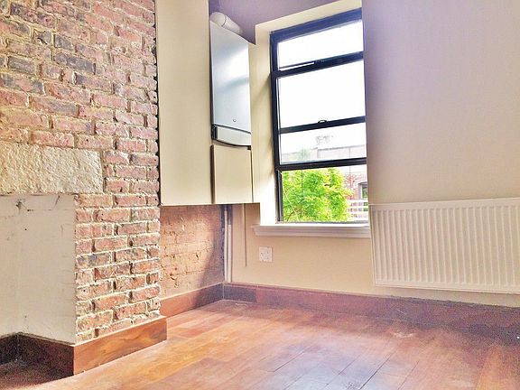 4th image of 515 E 5th St APT 4c