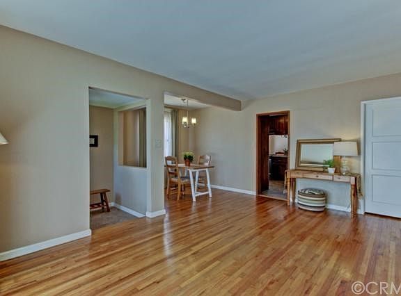 5th image of 309 W Floral Dr
