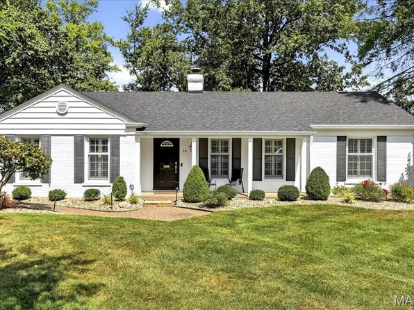 18 Homewood Dr, Saint Louis, MO 63122