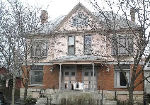 3rd image of 1305 Judson Ave #1