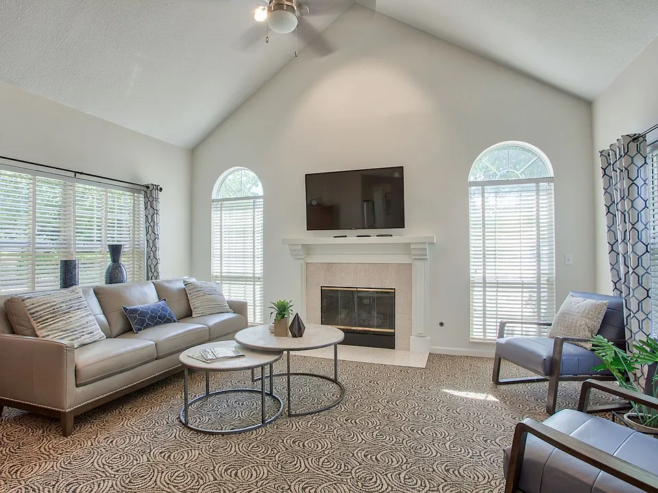 Lakeshore Village Apartments