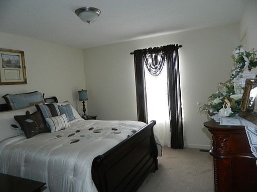3rd image of 1153 Stonecrest Ct