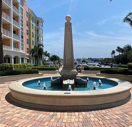2nd image of 806 Windward Way #619