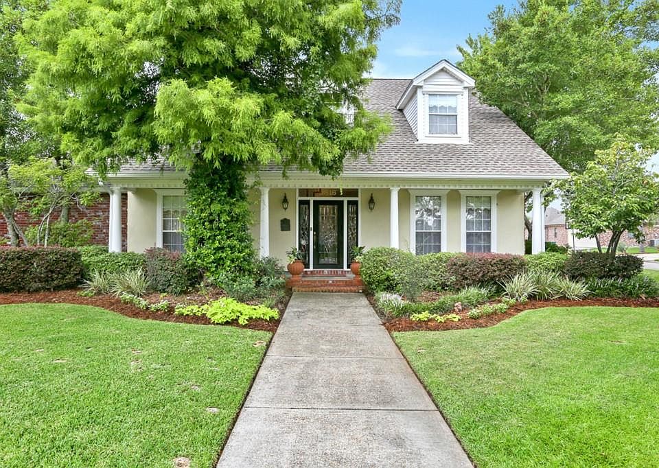 1st image of 1816 Squirewood Dr