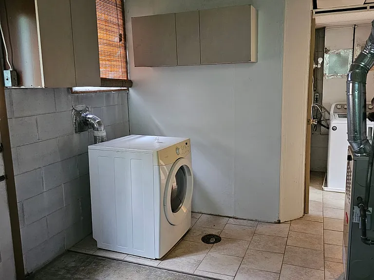 Laundry area